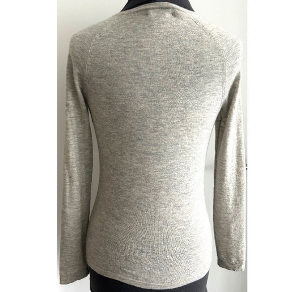 Lord & Taylor V-Neck Light Grey Cashmere Cardigan Sz S - Picture 2 of 8